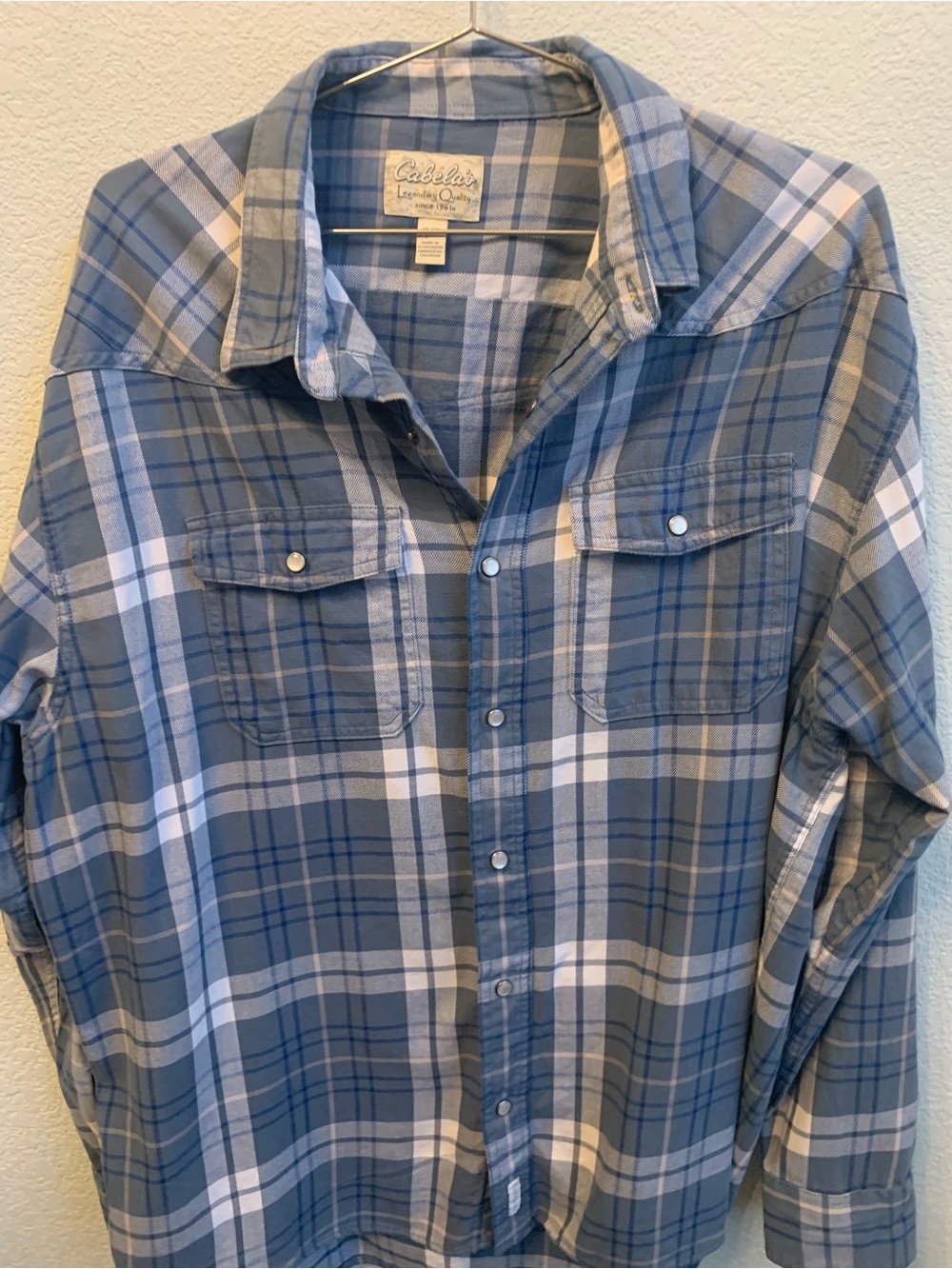 Cabela's Men's Blue and White Plaid Button-Down Shirt